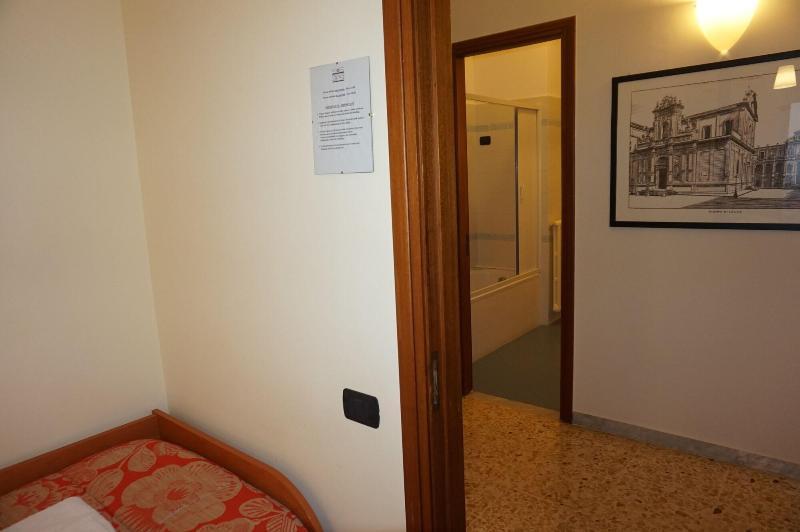 B&B Piazza 300Mila Λέτσε Εξωτερικό φωτογραφία