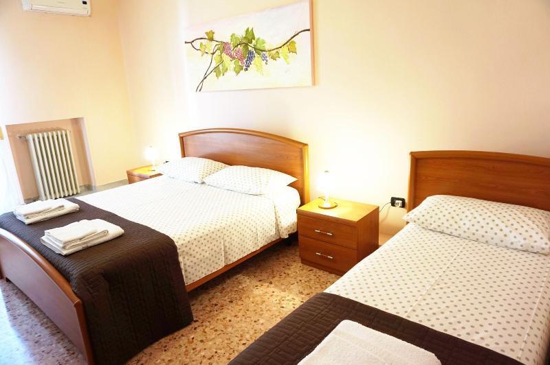 B&B Piazza 300Mila Λέτσε Εξωτερικό φωτογραφία