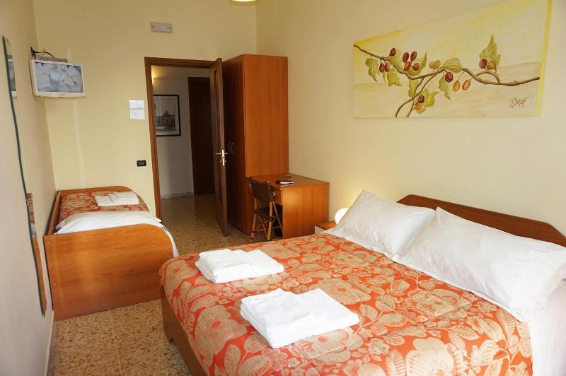 B&B Piazza 300Mila Λέτσε Εξωτερικό φωτογραφία