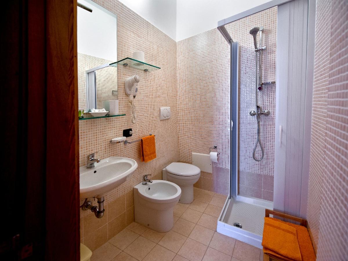 B&B Piazza 300Mila Λέτσε Εξωτερικό φωτογραφία